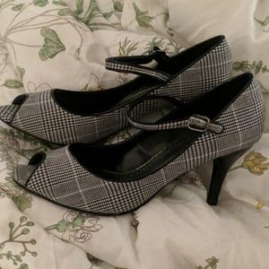 Gingham heels
